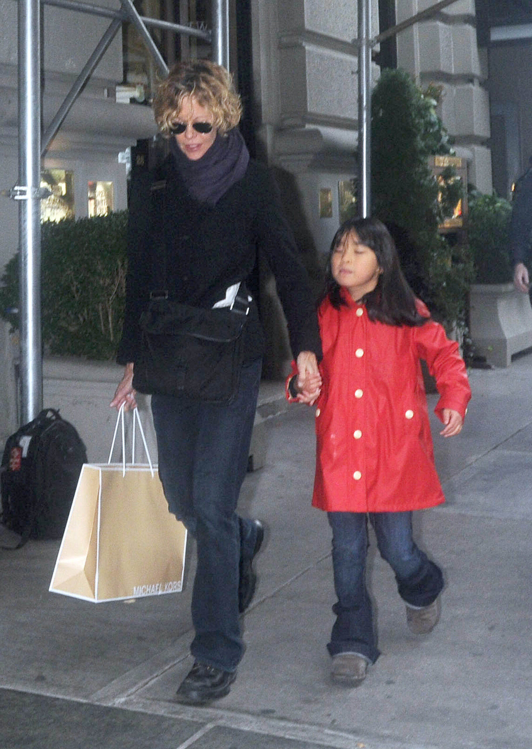 Meg Ryan and daughter Daisy True on November 2, 2012, in New York City | Source: Getty Images
