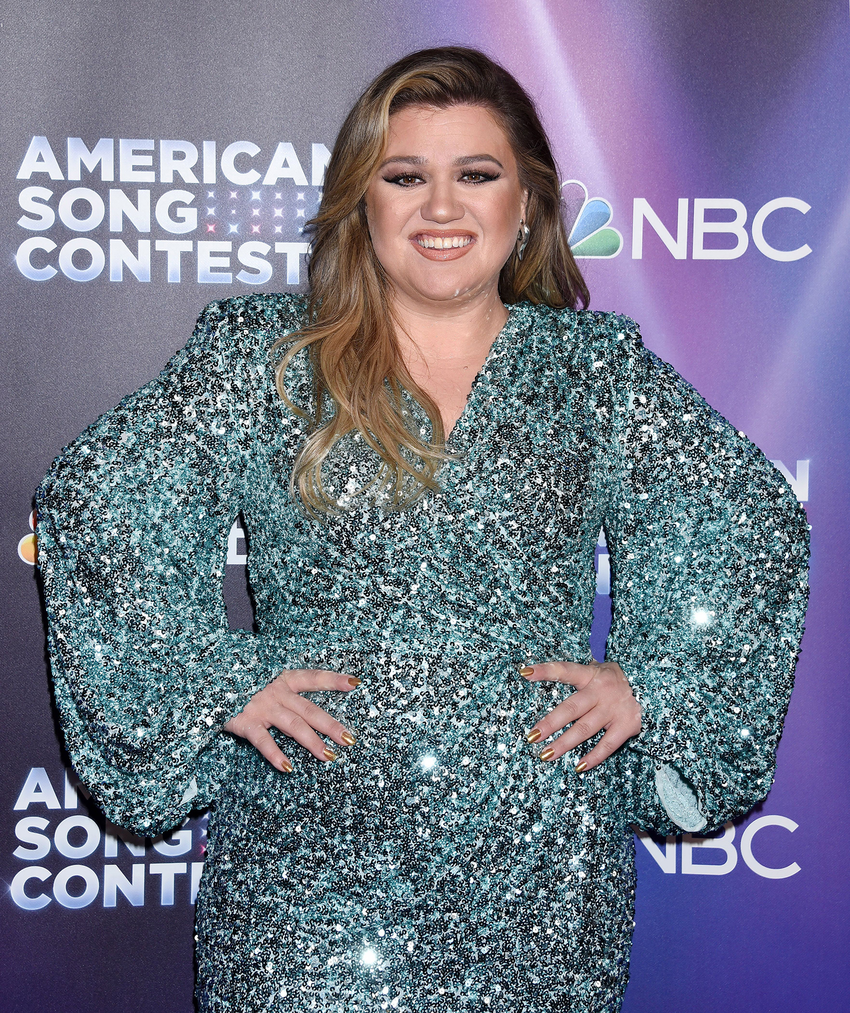 Kelly Clarkson Announces Post-Divorce Album 'Chemistry'