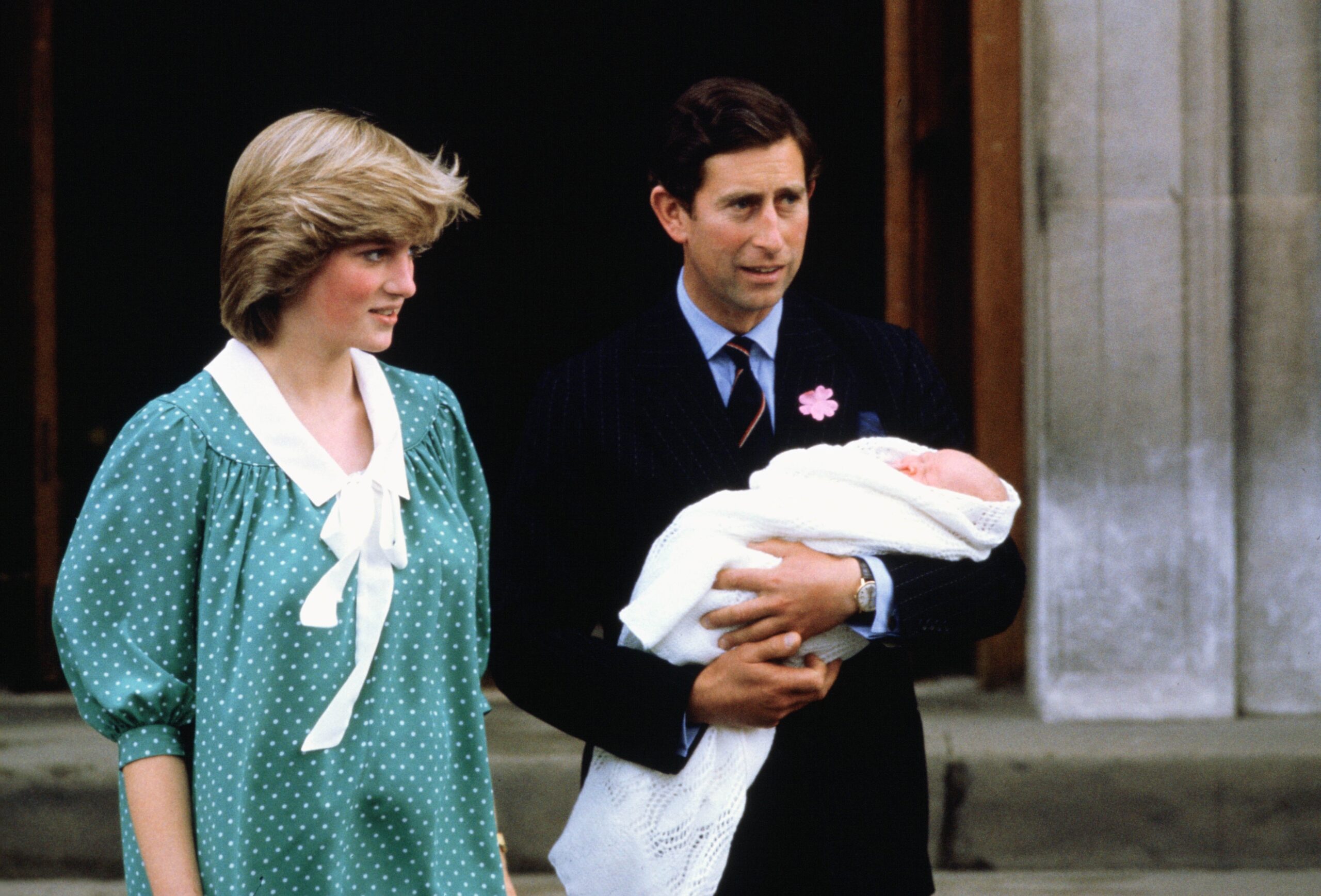 Prince Charles, Prince of Wales and Diana, Princess of Wales leave St Mary's Hospital in Paddington with their baby son, Prince William. | Source: Getty Images