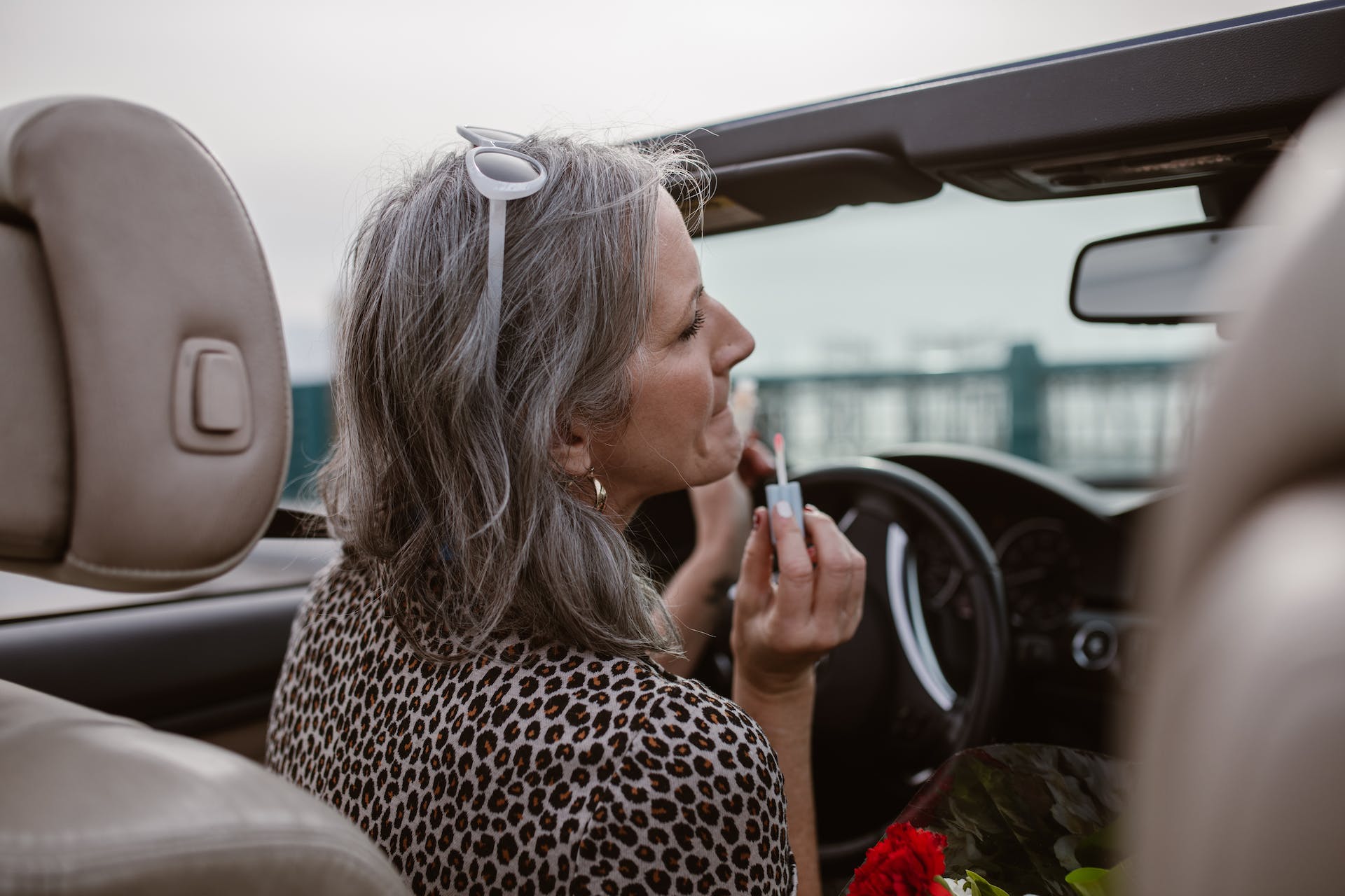 Older woman in car | Source: Unsplash